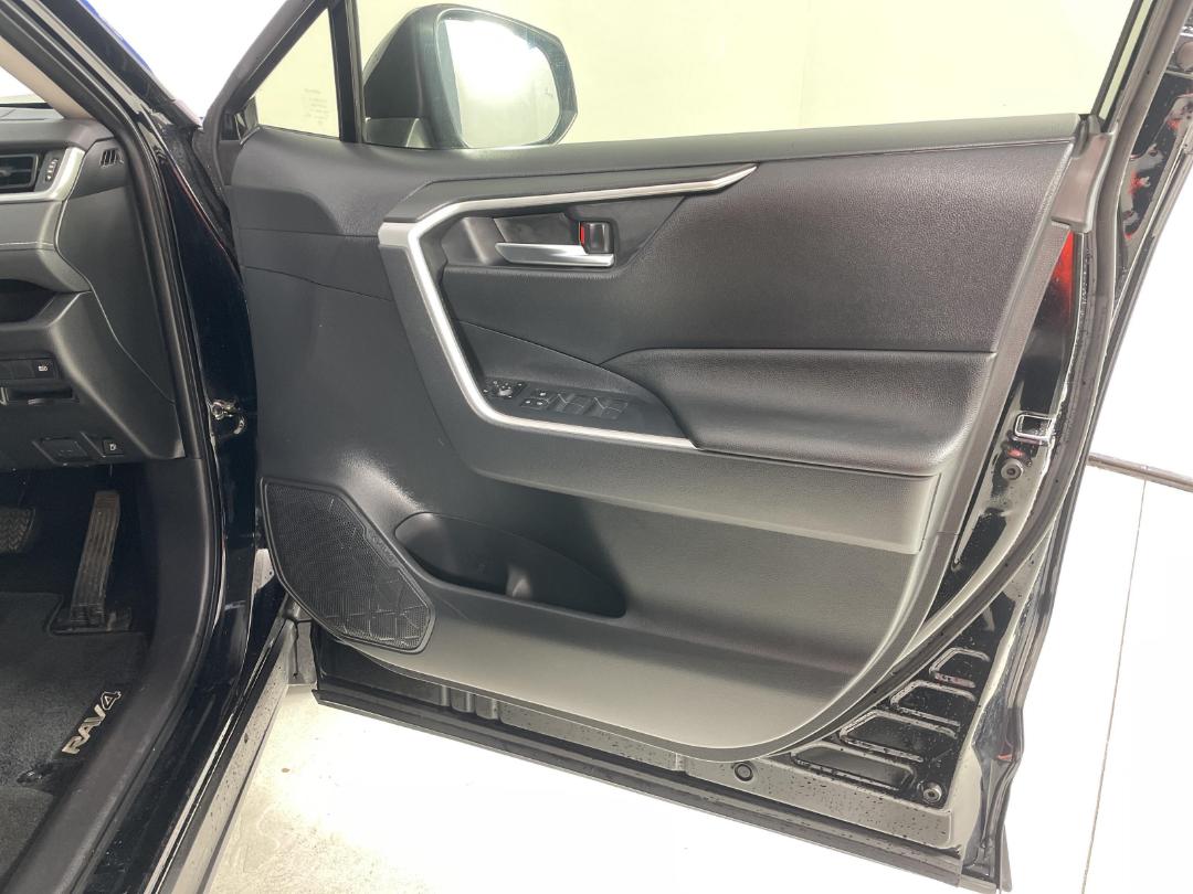 Photo '15' of Toyota Rav4 Photo '15' of Toyota Rav4