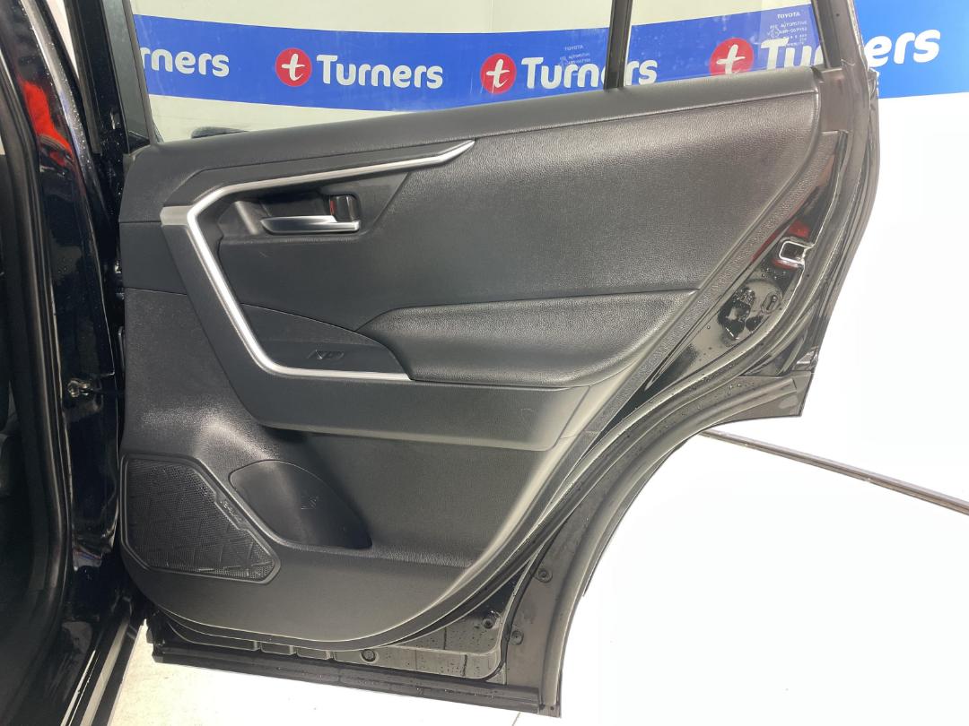 Photo '19' of Toyota Rav4 Photo '19' of Toyota Rav4