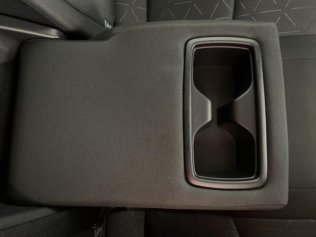 Photo '24' of Toyota Rav4 Photo '24' of Toyota Rav4