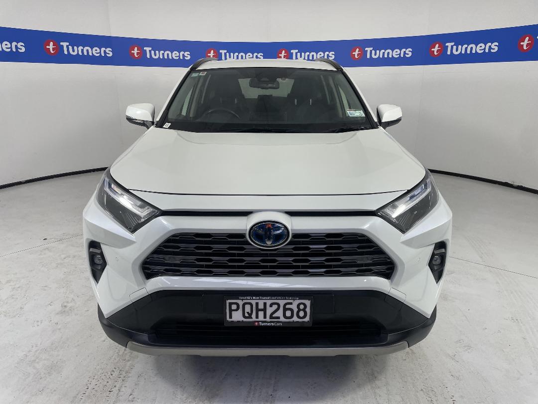 Photo '2' of Toyota Rav4