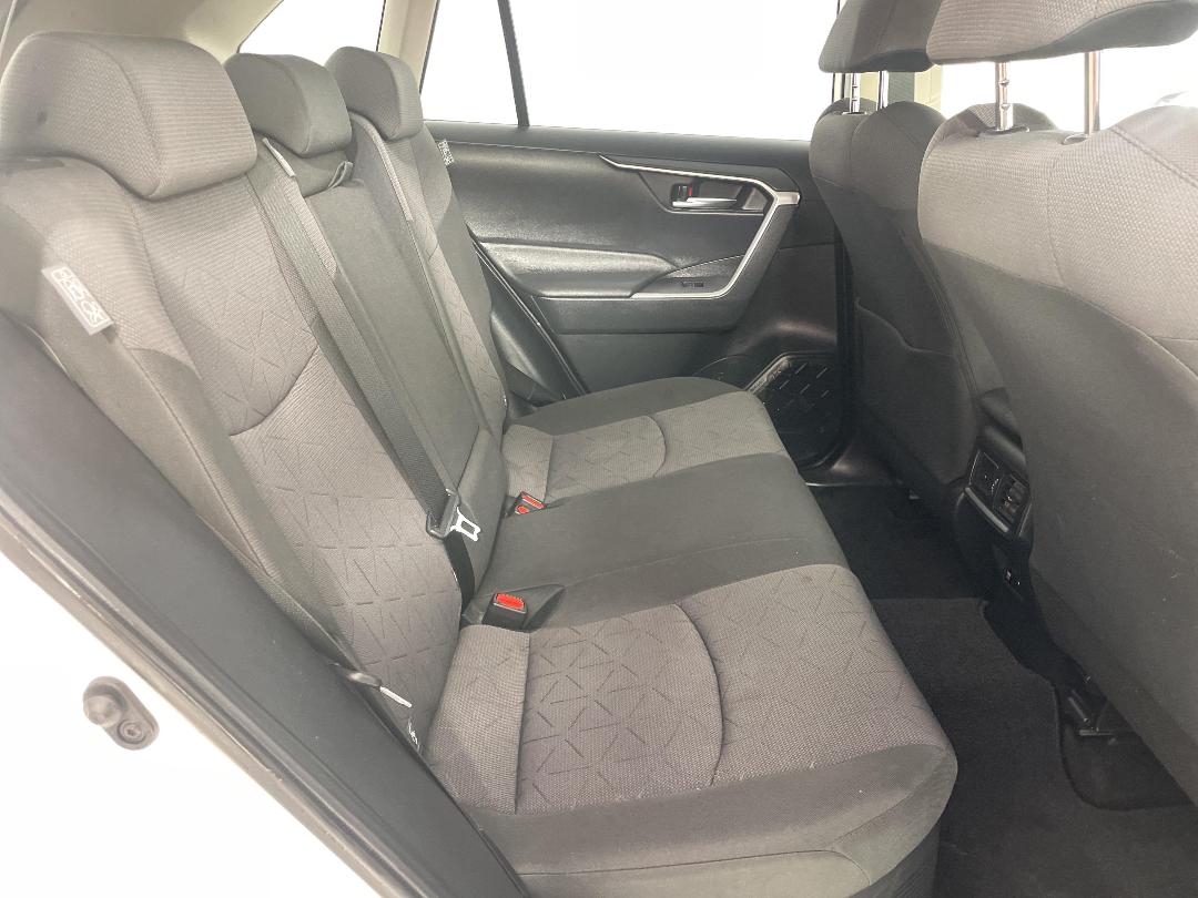 Photo '20' of Toyota Rav4