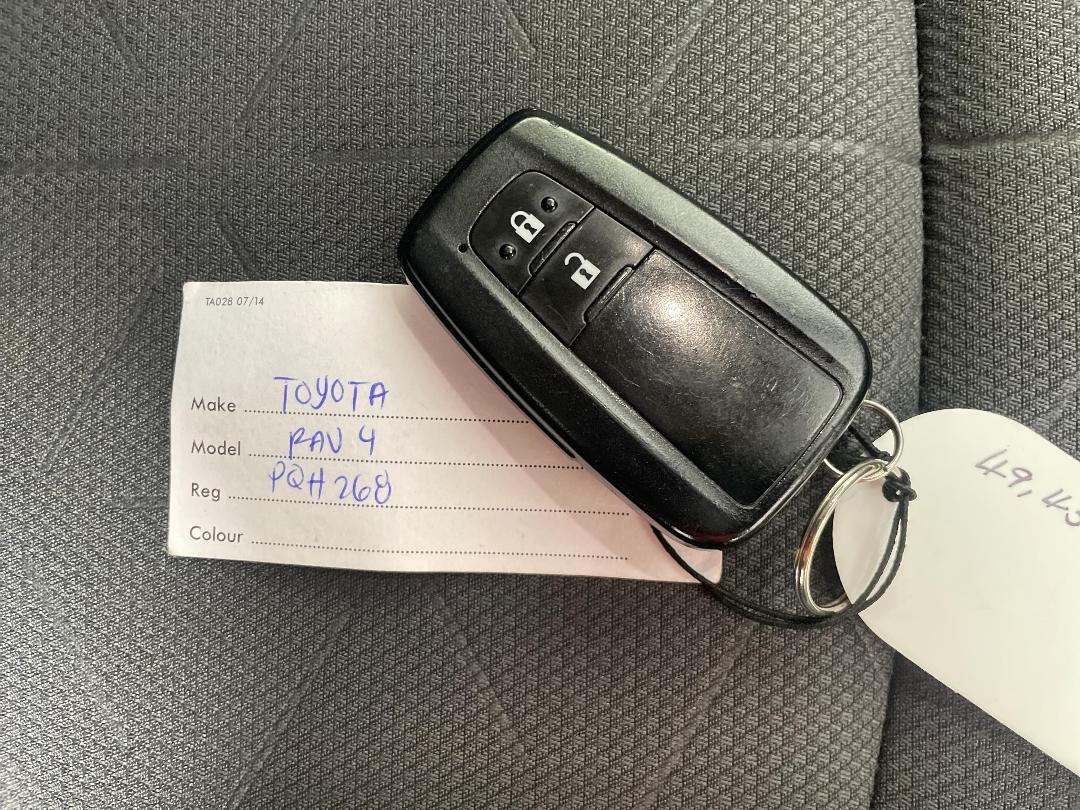 Photo '22' of Toyota Rav4