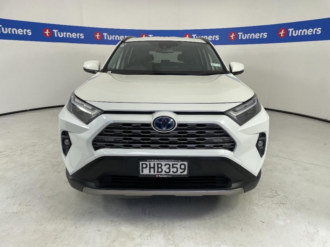 Photo '2' of Toyota Rav4