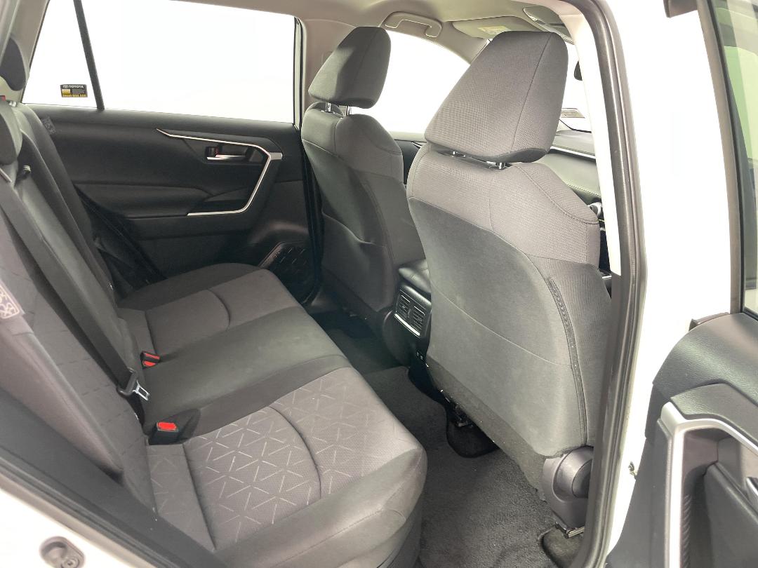 Photo '20' of Toyota Rav4