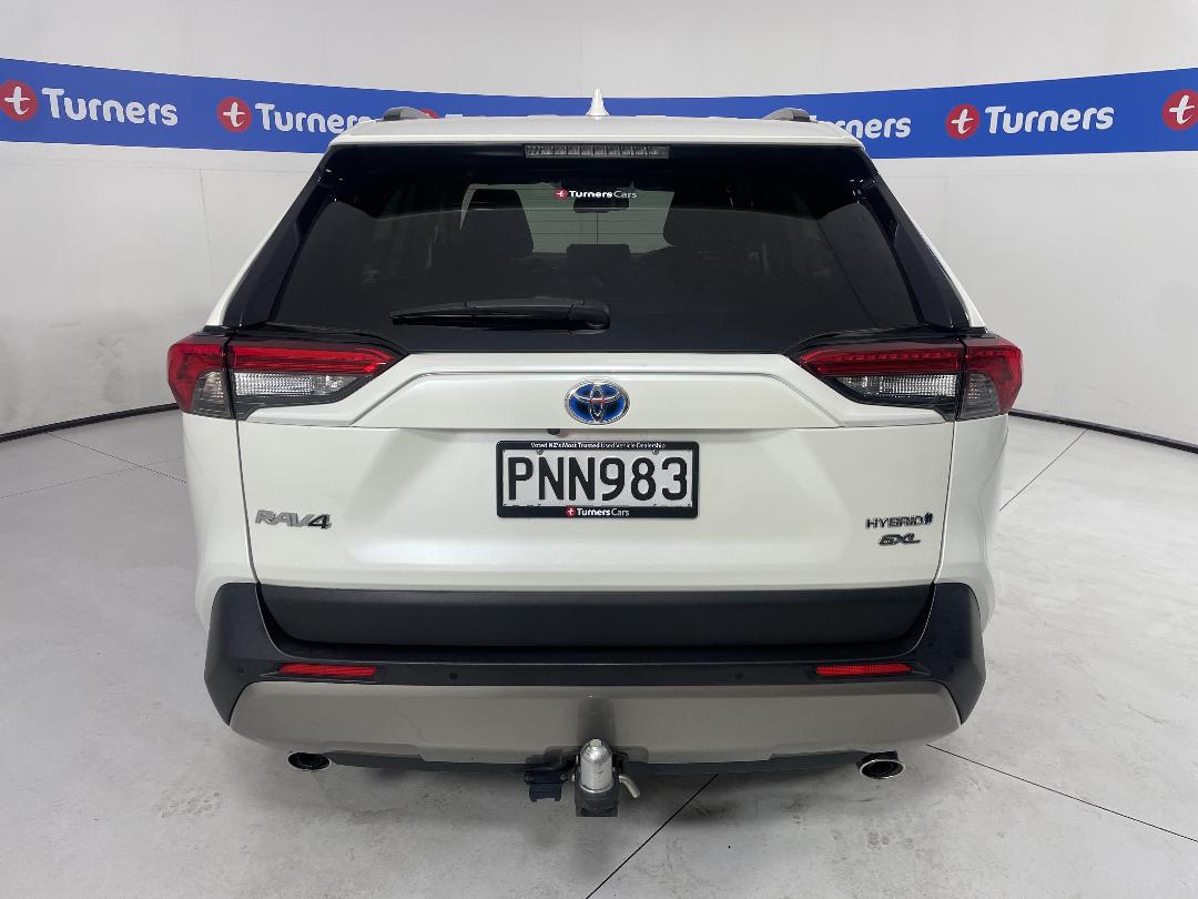 Photo '6' of Toyota Rav4