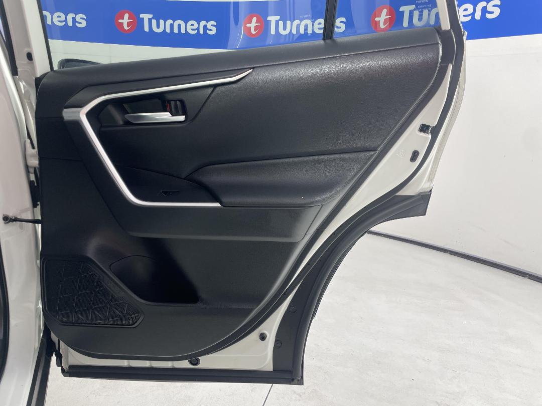 Photo '19' of Toyota Rav4