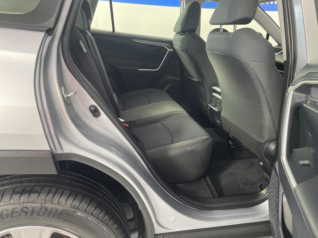 Photo '20' of Toyota Rav4