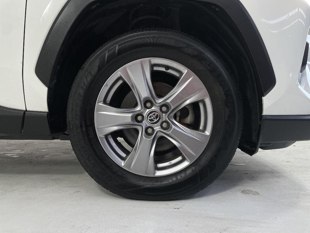 Photo '9' of Toyota Rav4