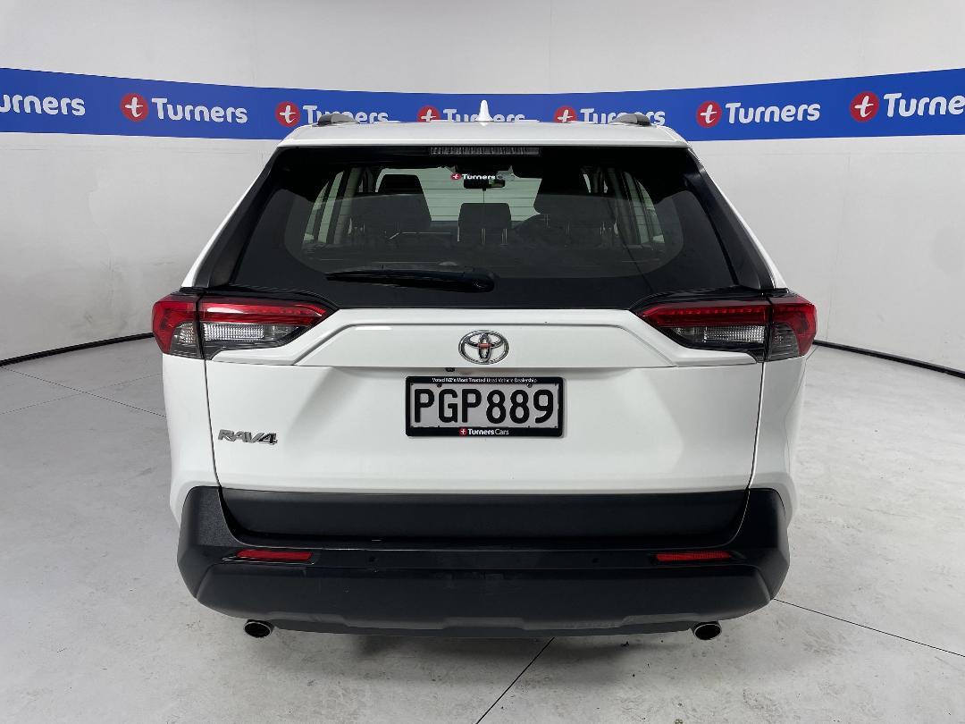 Photo '6' of Toyota Rav4