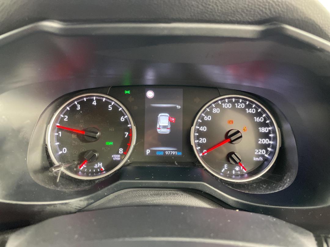 Photo '21' of Toyota Rav4