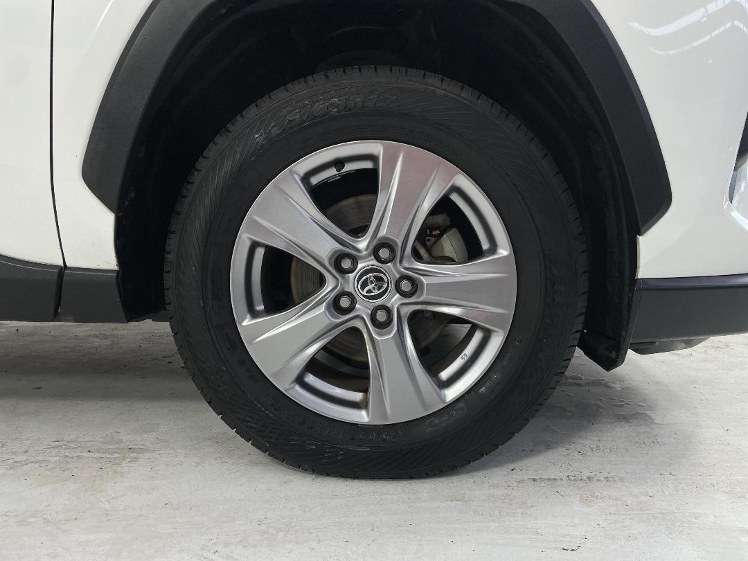 Photo '9' of Toyota Rav4