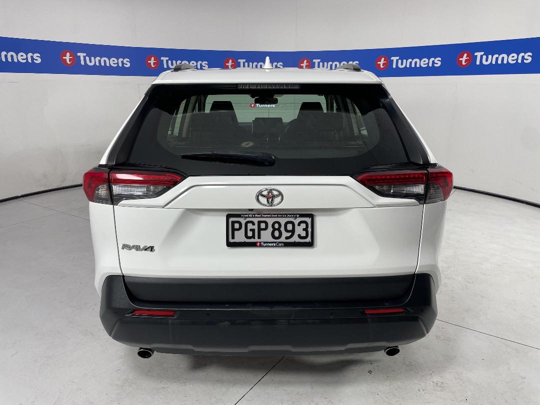 Photo '6' of Toyota Rav4