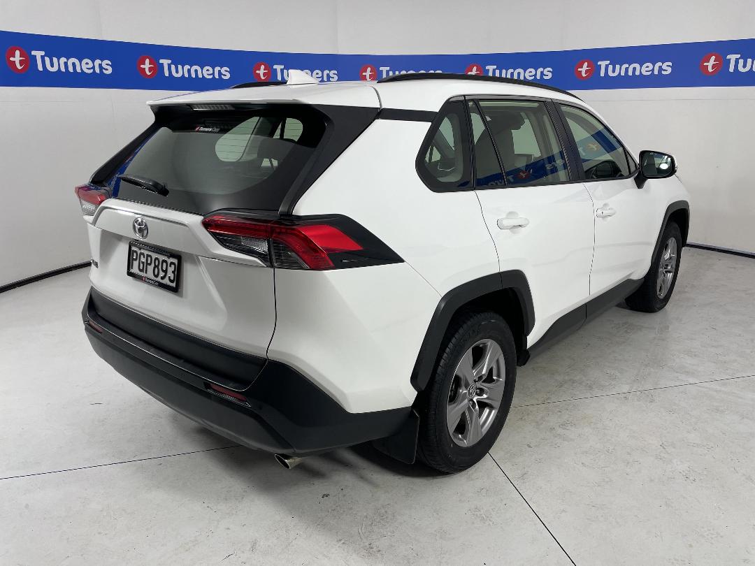 Photo '7' of Toyota Rav4