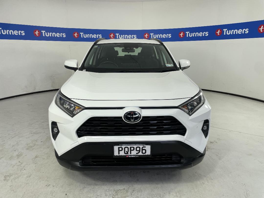 Photo '2' of Toyota Rav4