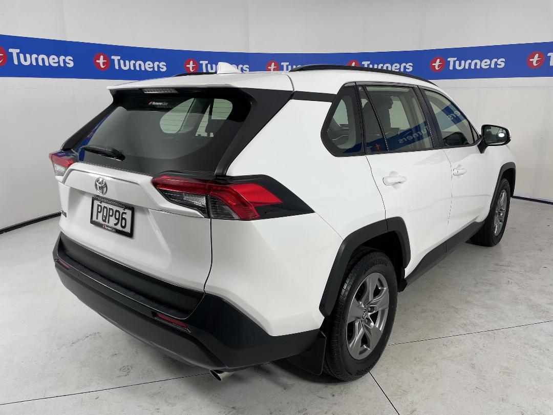 Photo '7' of Toyota Rav4