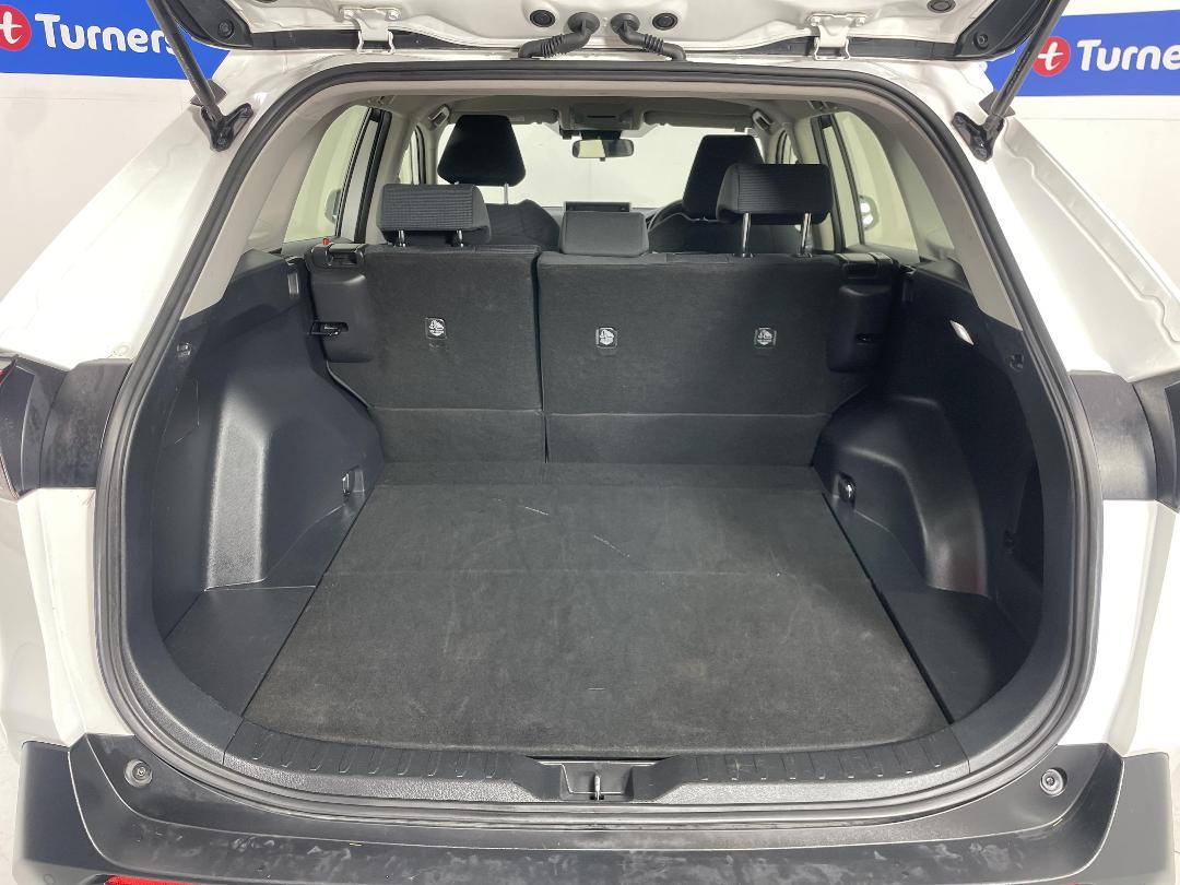 Photo '14' of Toyota Rav4