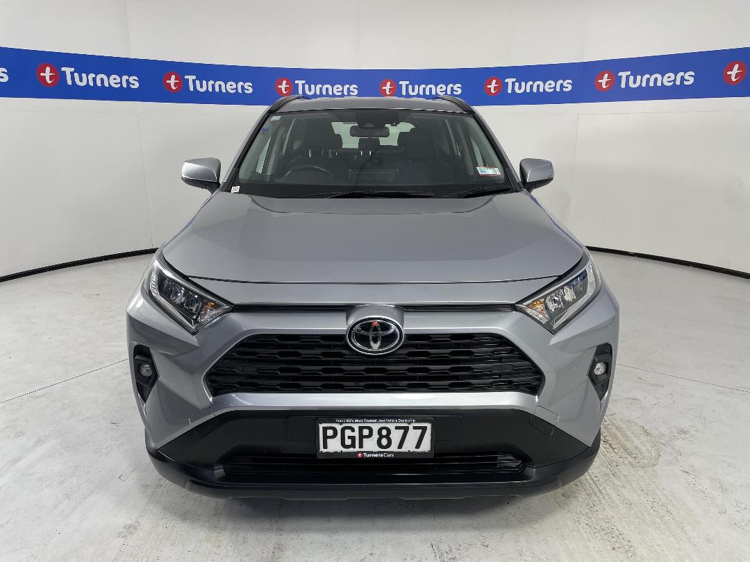 Photo '2' of Toyota Rav4