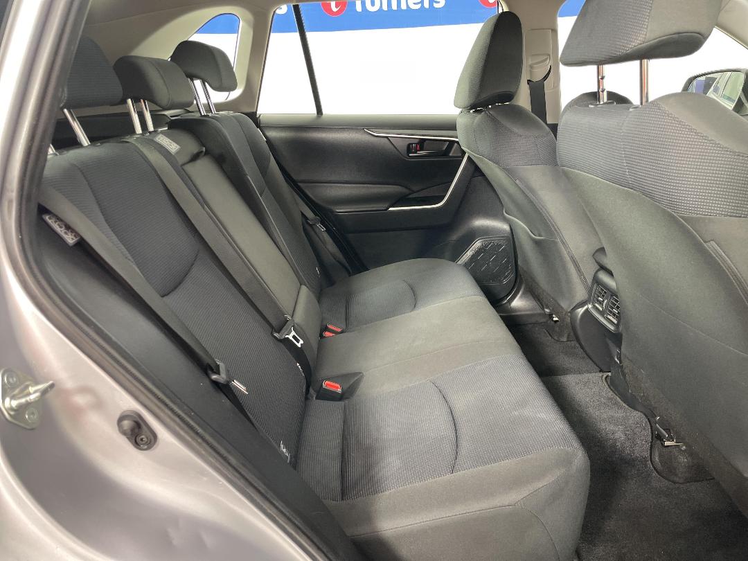 Photo '20' of Toyota Rav4