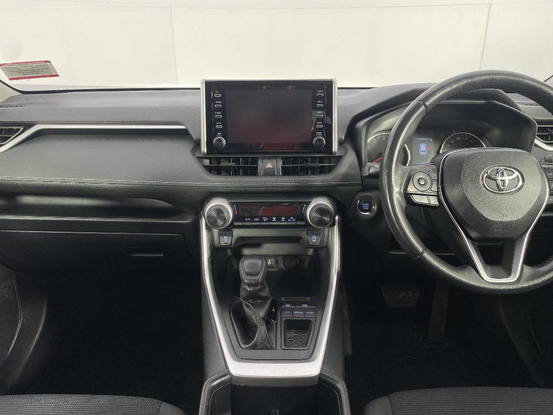 Photo '17' of Toyota Rav4