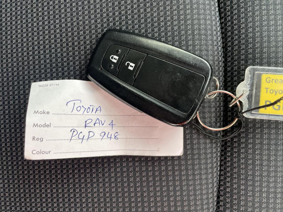 Photo '22' of Toyota Rav4