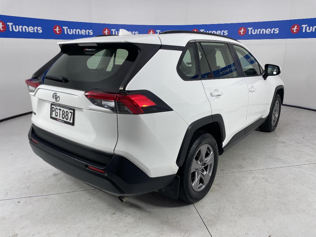Photo '7' of Toyota Rav4