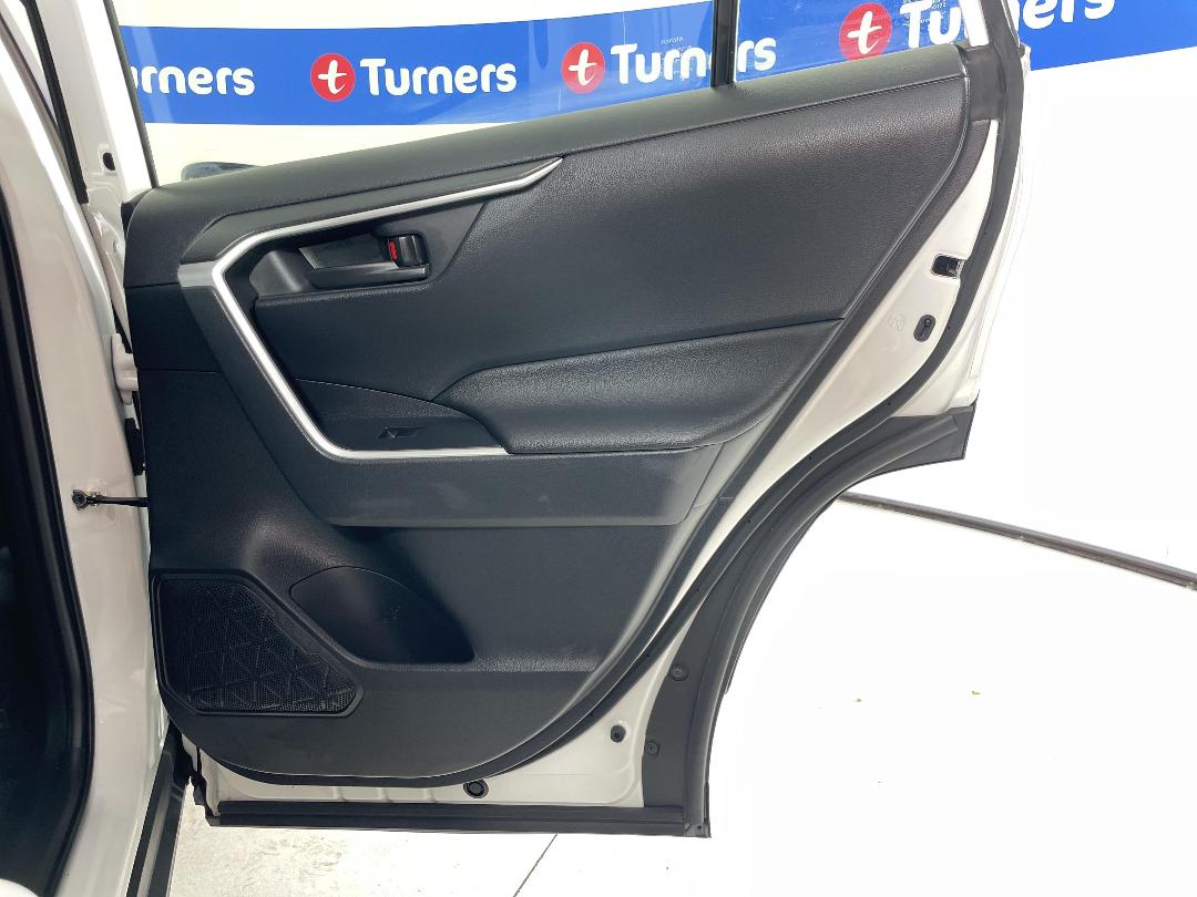 Photo '19' of Toyota Rav4