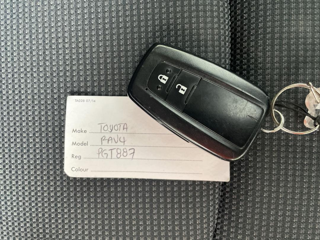 Photo '22' of Toyota Rav4