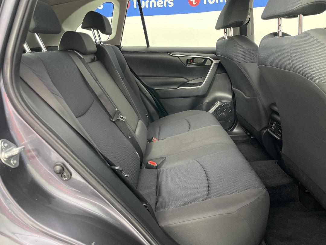 Photo '20' of Toyota Rav4