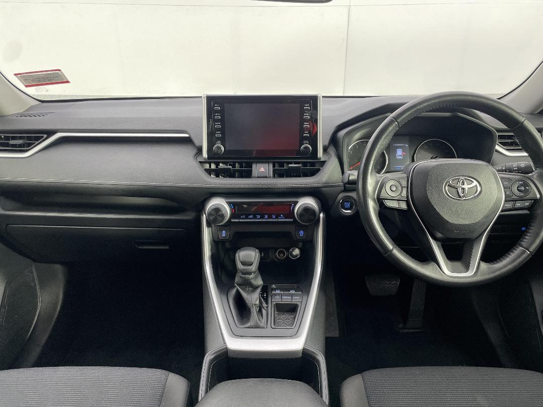 Photo '17' of Toyota Rav4