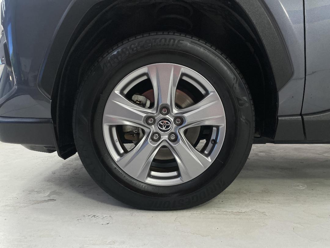 Photo '10' of Toyota Rav4 Photo '10' of Toyota Rav4