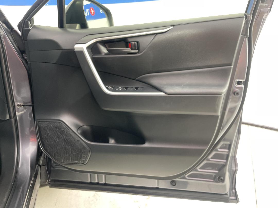 Photo '15' of Toyota Rav4 Photo '15' of Toyota Rav4