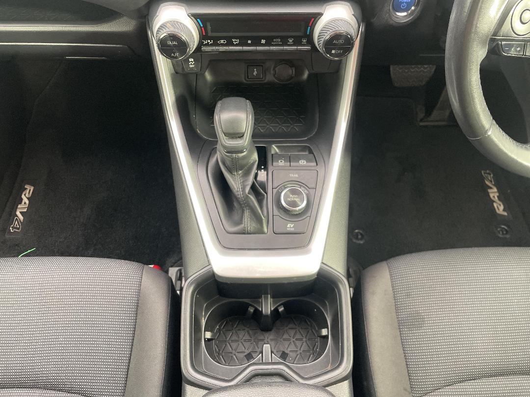 Photo '18' of Toyota Rav4 Photo '18' of Toyota Rav4