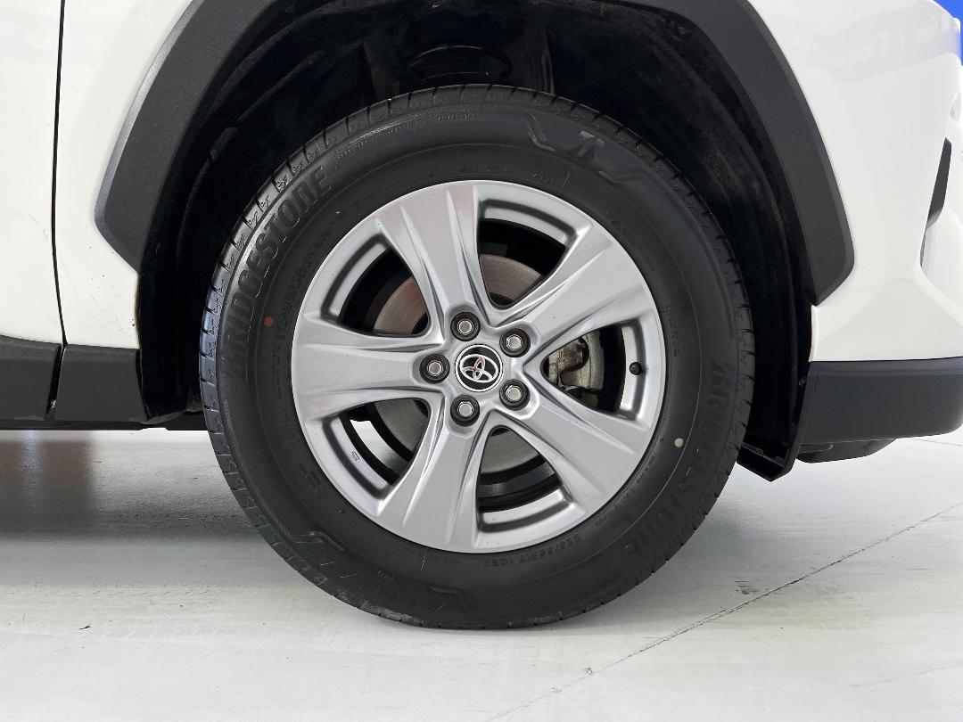 Photo '9' of Toyota Rav4