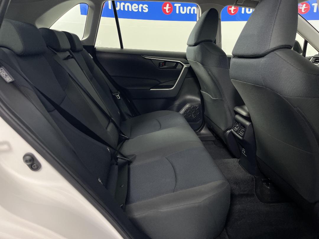 Photo '20' of Toyota Rav4