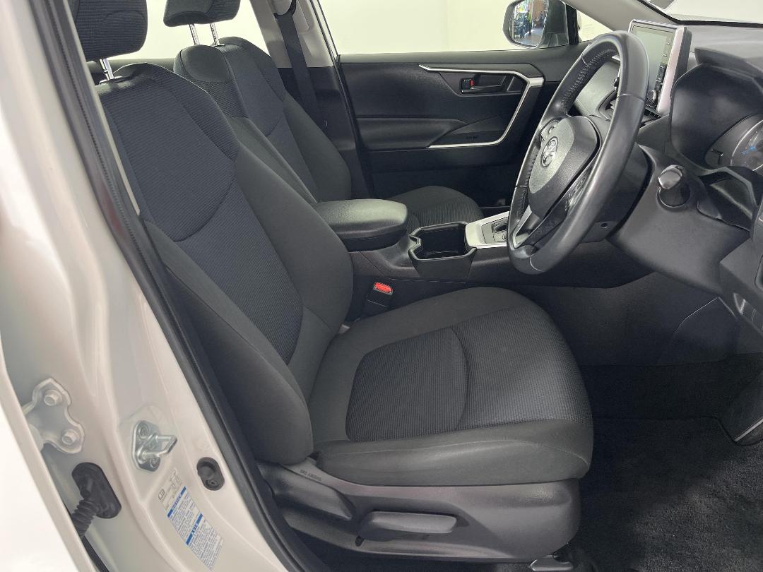 Photo '16' of Toyota Rav4 Photo '16' of Toyota Rav4