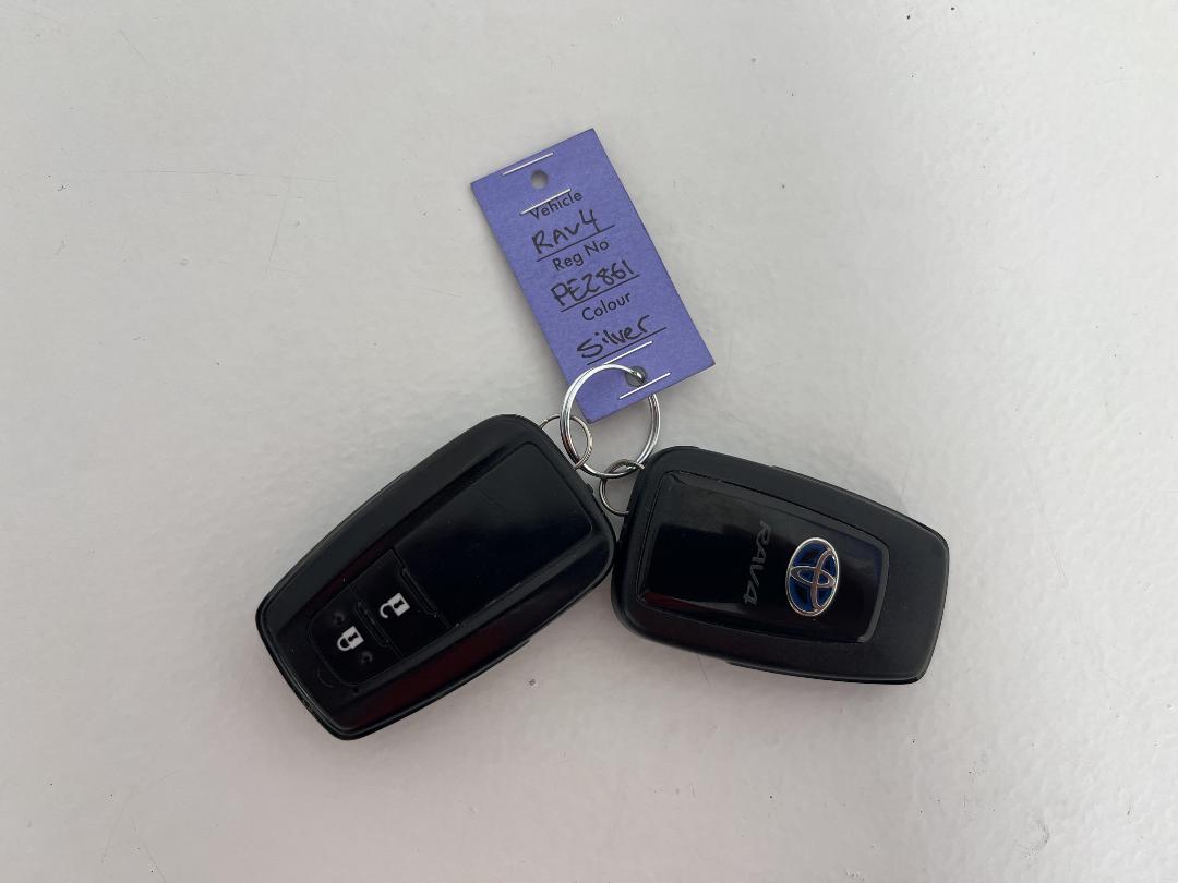 Photo '22' of Toyota Rav4