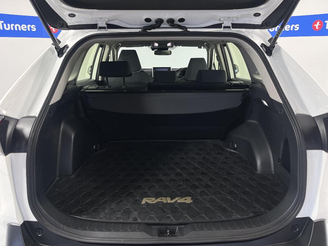 Photo '14' of Toyota Rav4 Photo '14' of Toyota Rav4