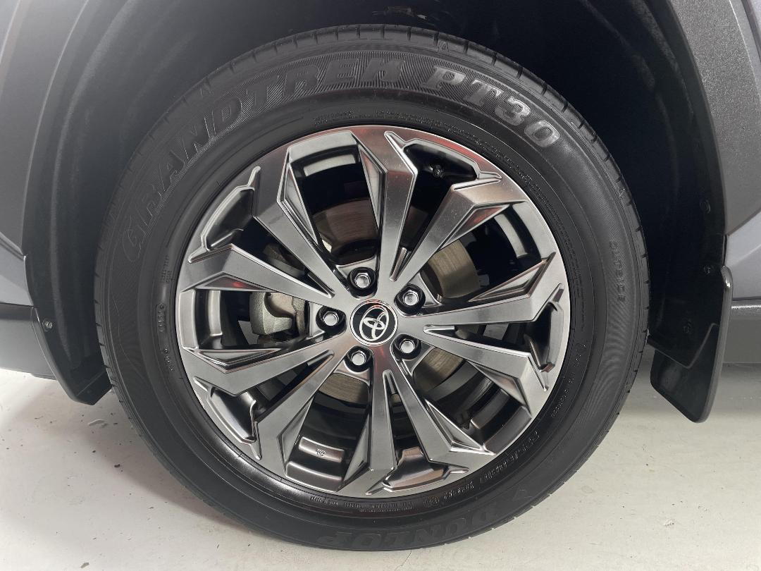 Photo '10' of Toyota Rav4