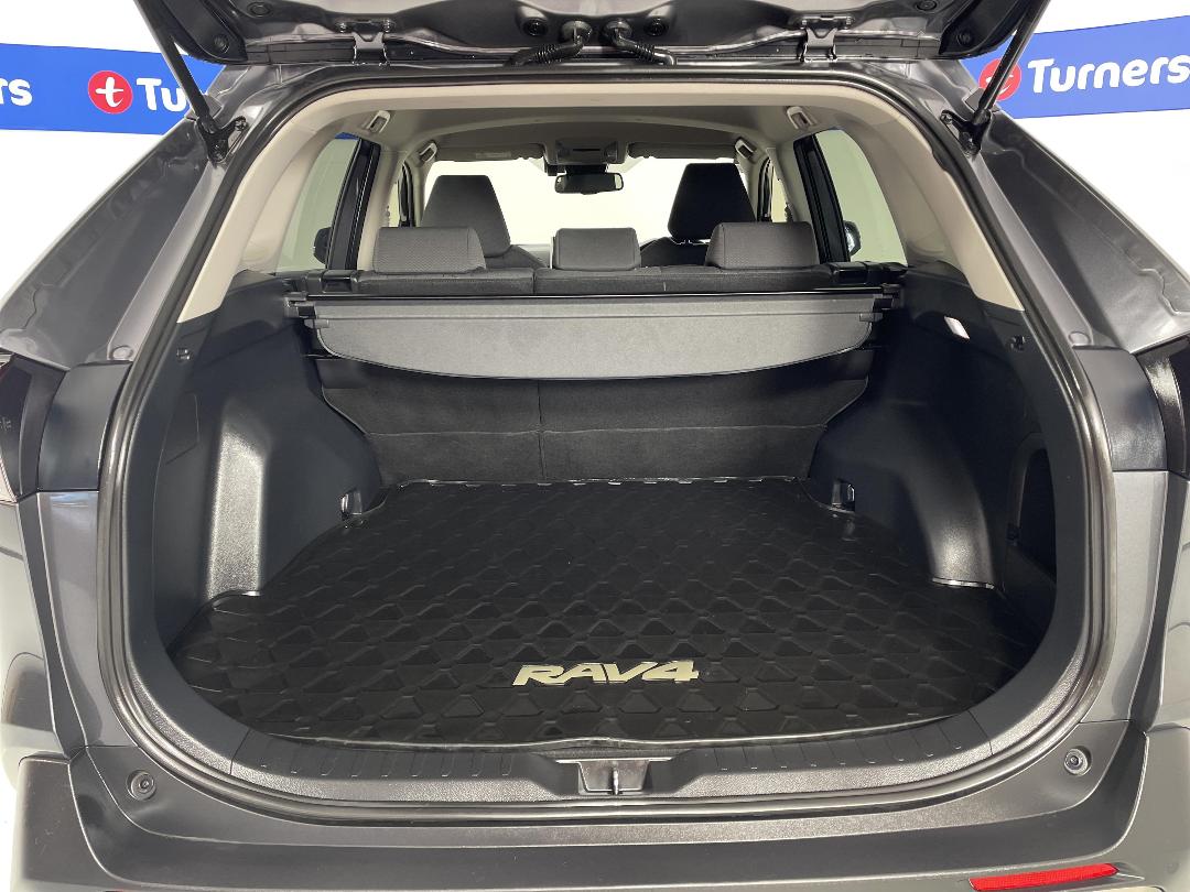 Photo '14' of Toyota Rav4