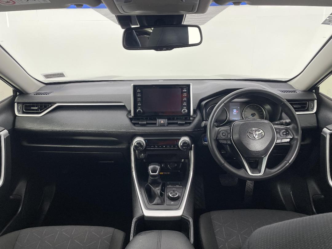 Photo '17' of Toyota Rav4