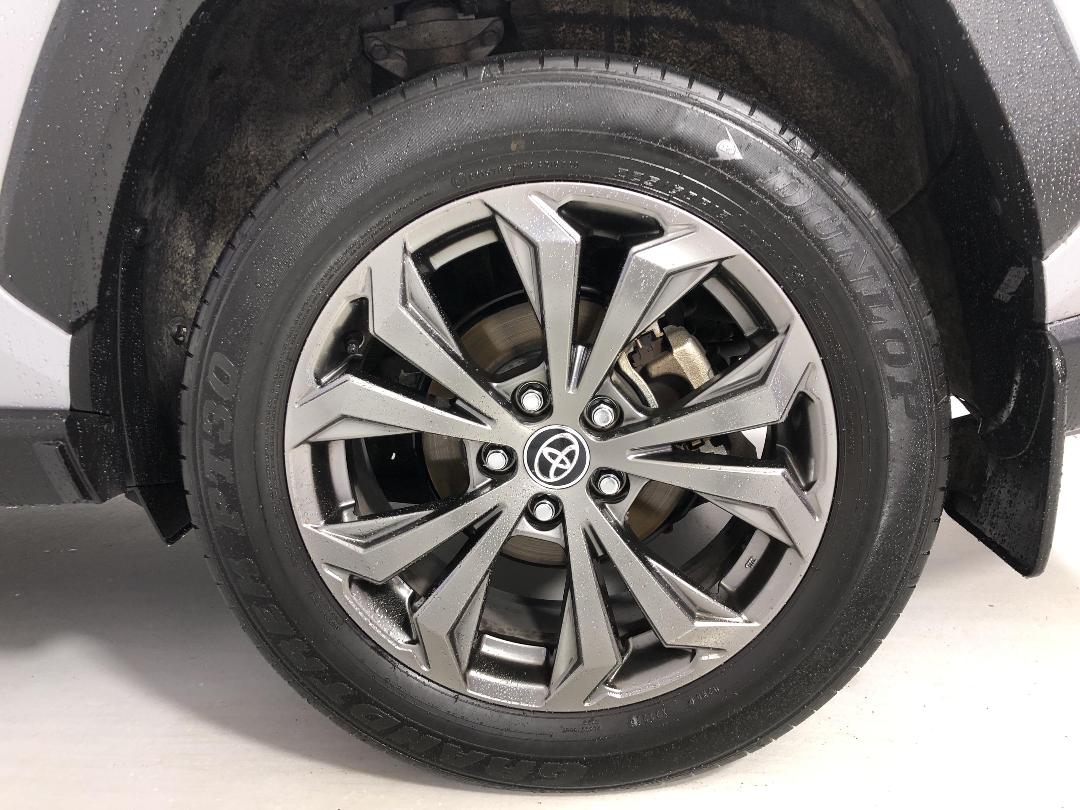 Photo '11' of Toyota Rav4