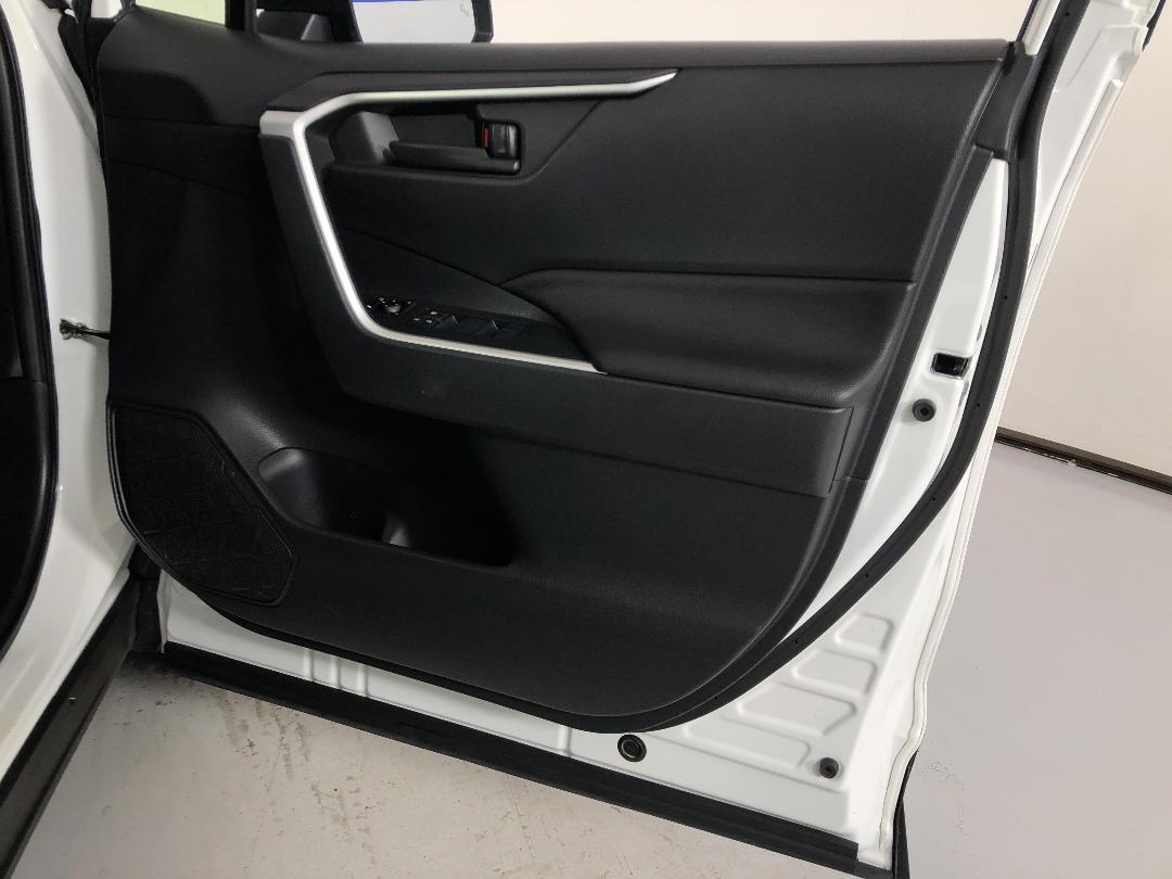 Photo '15' of Toyota Rav4 Photo '15' of Toyota Rav4