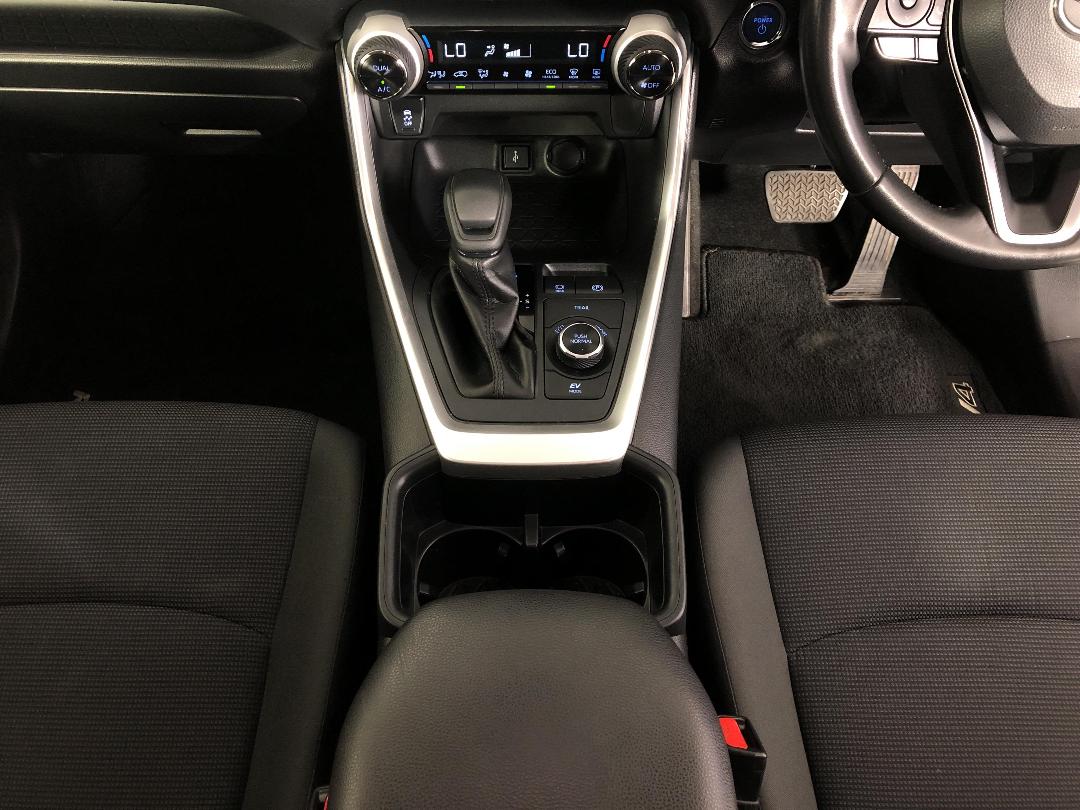 Photo '18' of Toyota Rav4 Photo '18' of Toyota Rav4