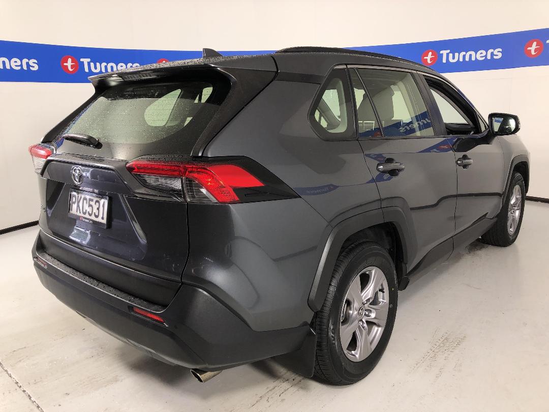 Photo '7' of Toyota Rav4