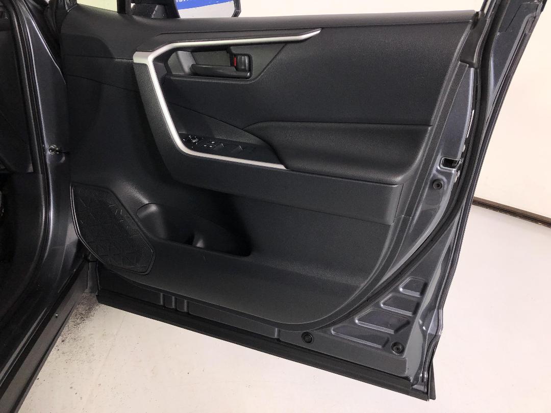 Photo '15' of Toyota Rav4