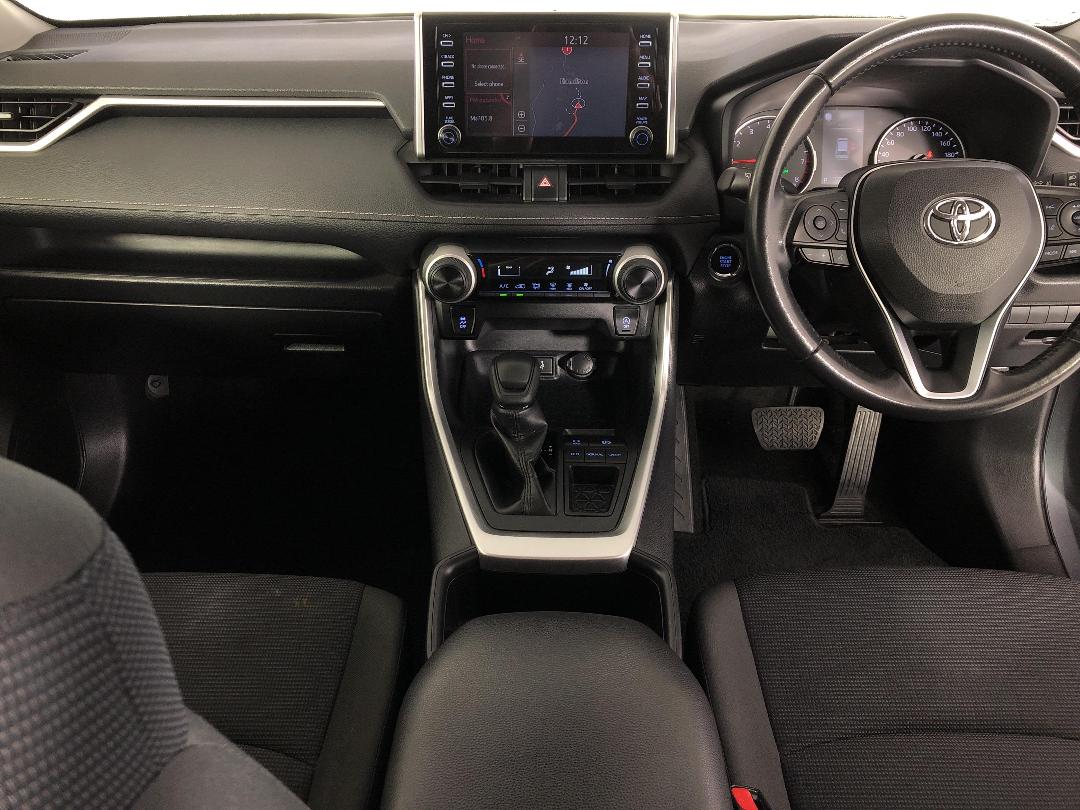 Photo '17' of Toyota Rav4