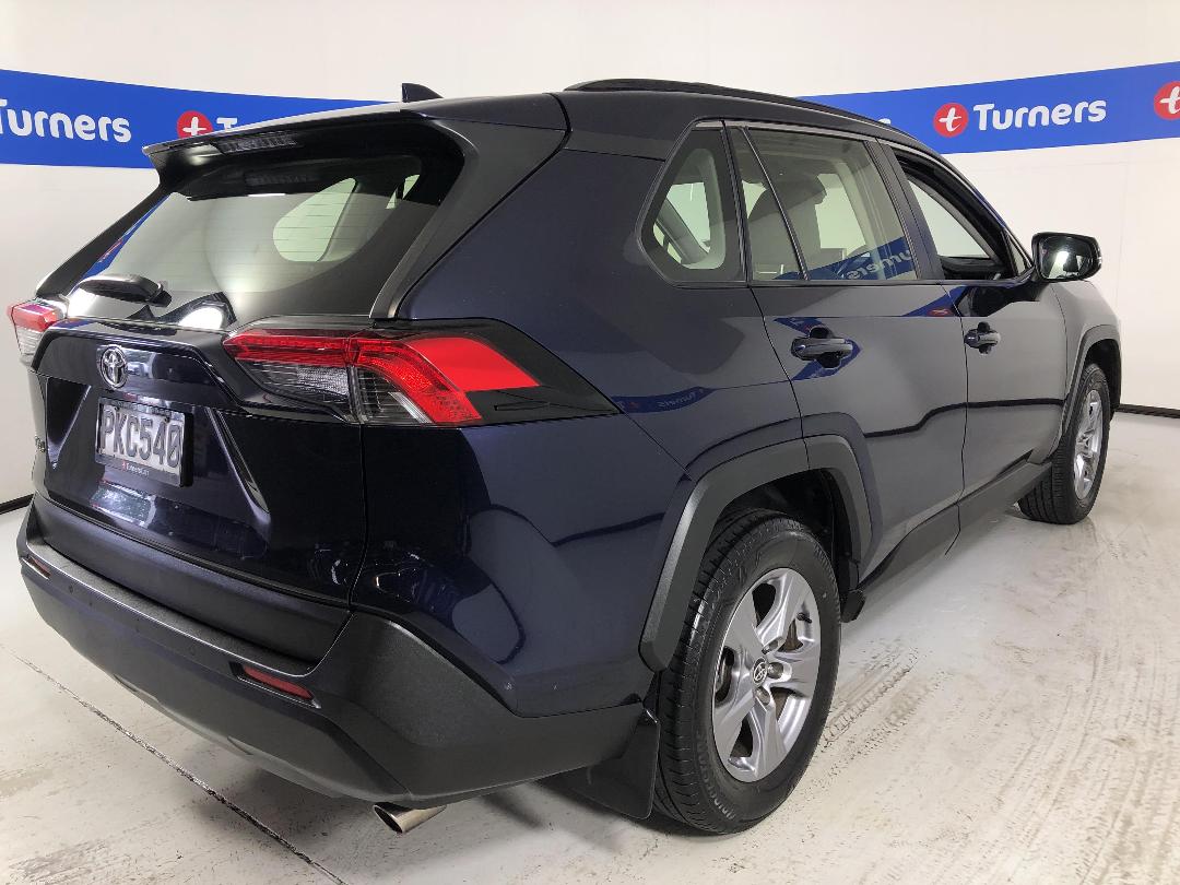 Photo '7' of Toyota Rav4