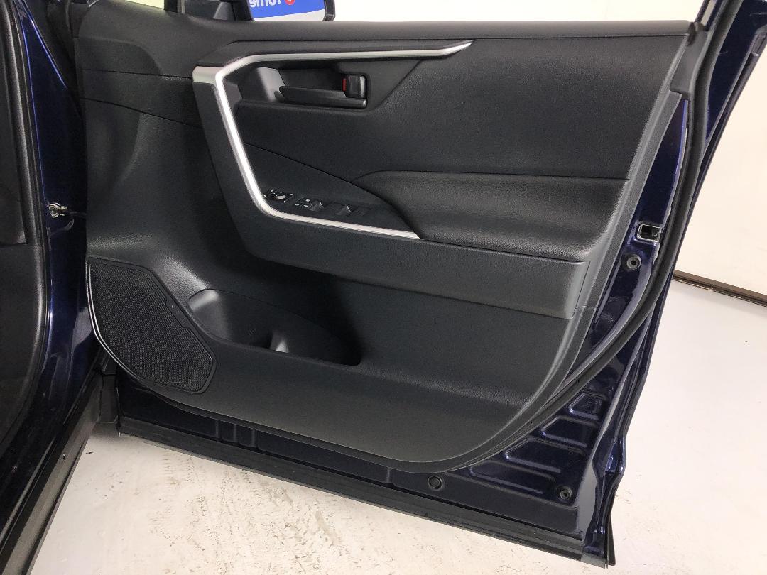 Photo '15' of Toyota Rav4