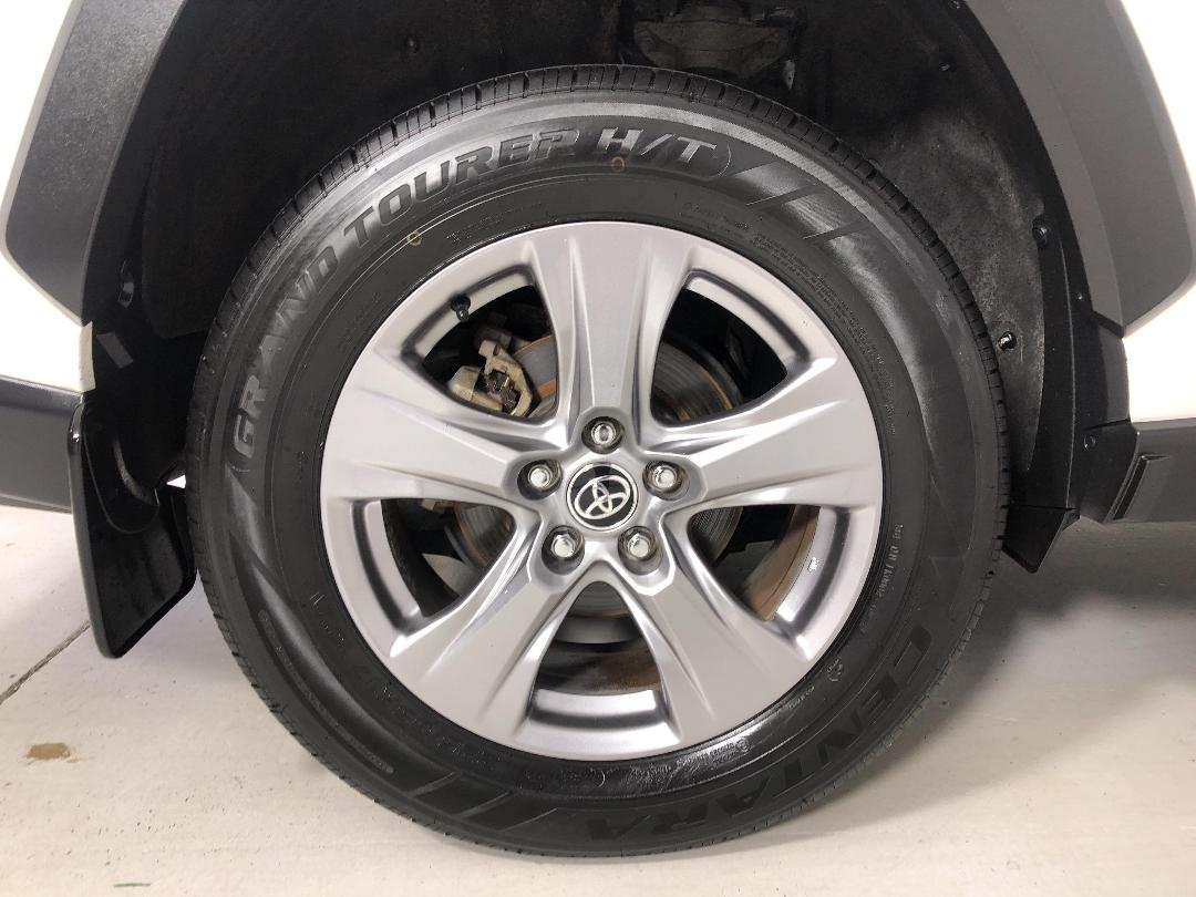 Photo '12' of Toyota Rav4 Photo '12' of Toyota Rav4