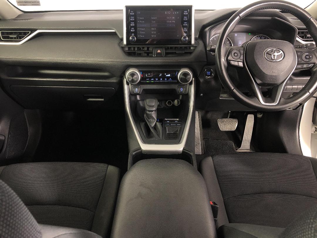 Photo '17' of Toyota Rav4 Photo '17' of Toyota Rav4